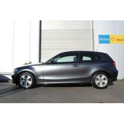 BMW 1-serie 118i Executive - PDC voor en achter - Cruise-con