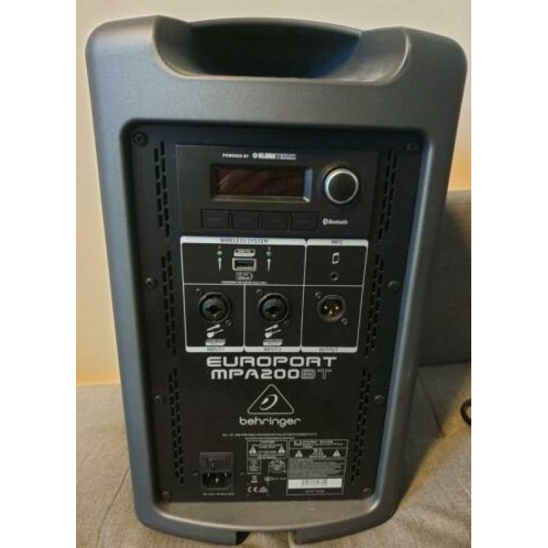 Speaker Behringer mpa200bt