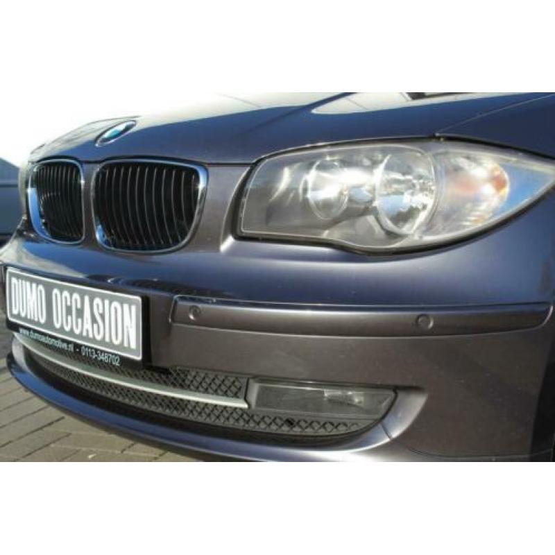 BMW 1-serie 118i Executive - PDC voor en achter - Cruise-con