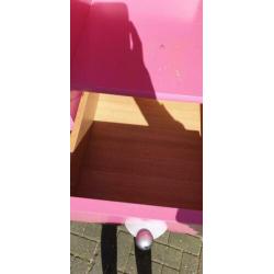 lavalamp, buikkast, hoge kast roze