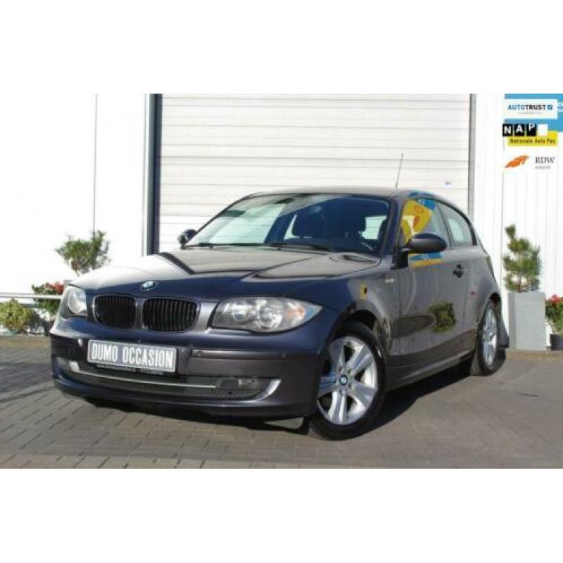 BMW 1-serie 118i Executive - PDC voor en achter - Cruise-con