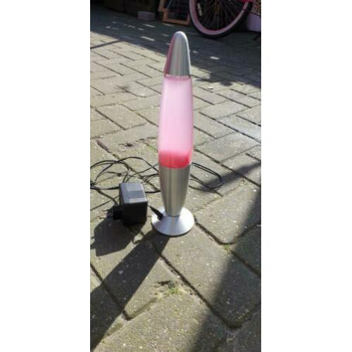 lavalamp, buikkast, hoge kast roze