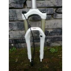 RST geveerde vork 27,5 inch was 299,00 100% nieuw!!