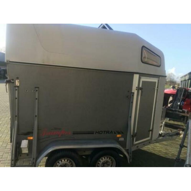 Hotra 2 paards trailer keurige trailer