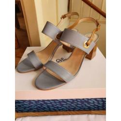sandalen met hak maat 44 nieuw!