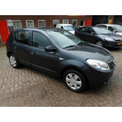 Dacia Sandero 1.2 Ambiance 42500km nieuwstaat! (bj 2011)