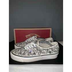Vans low