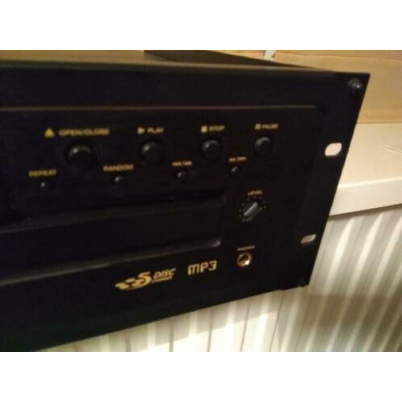 Marantz 5 cd wisselaar in rack