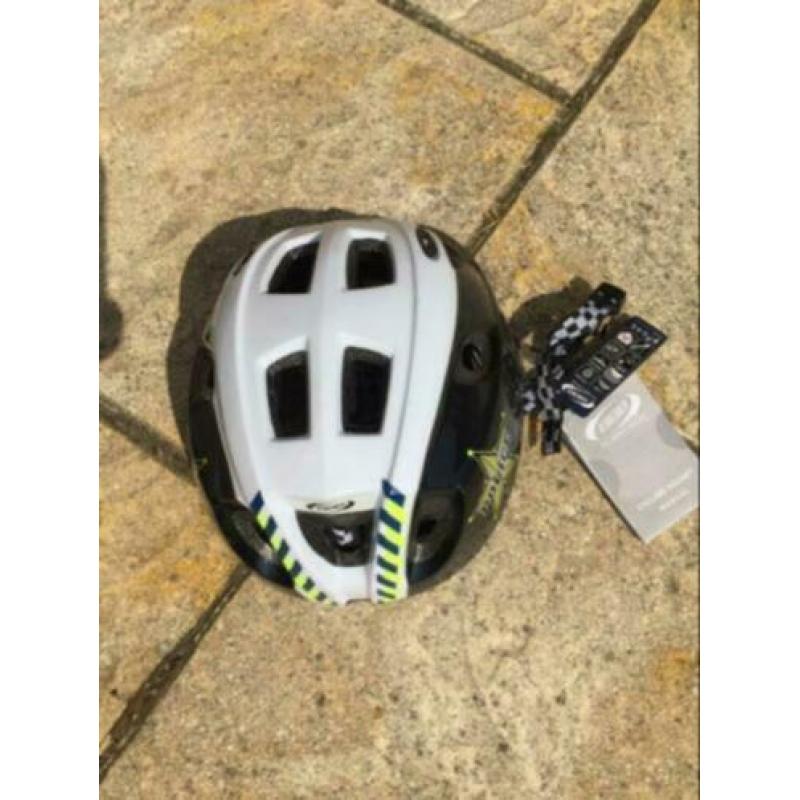Nieuwe fiets Kinder helm van BBB maat M 52-56 een