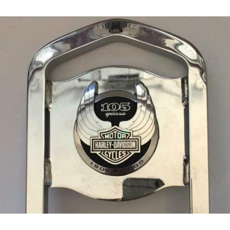 t.k. Harley Sissybar met detach. sideplates, 105 anniversary