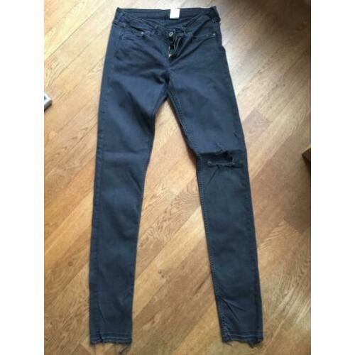 Grijze spijkerbroek maat 29 lengte 32 super skinny van H&M