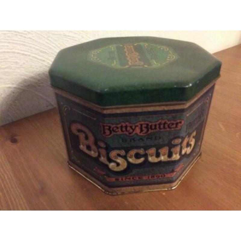 Betty Butter Better Biscuits Blik. 8 zijdig