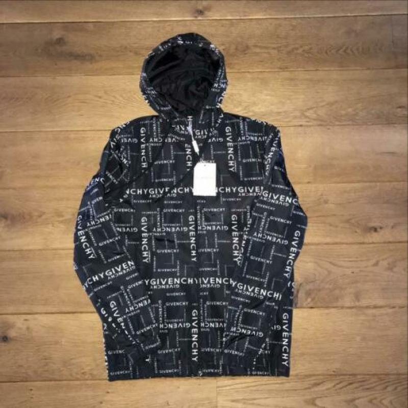 Givenchy Zomerjas
