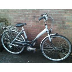 Partij 10 Mooie fietsen Gazelle-Sparta-Giant etc rijklaar!