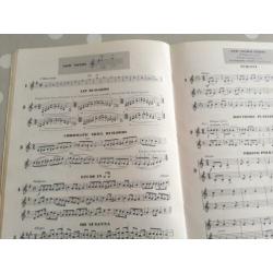 Alfred's music - Learn to play the French horn ! Book 2