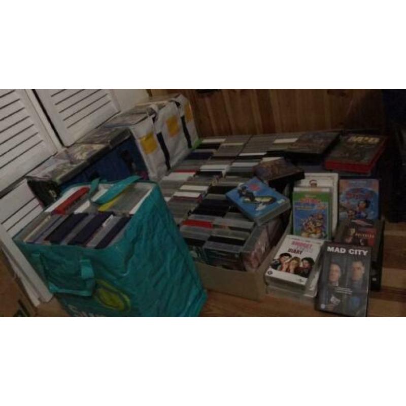 Ruim 250 videobanden