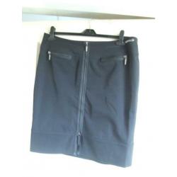 Airfield zgan zwarte rok met stoere rits maat 44