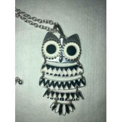 Mooi ketting. Goed als nieuw.