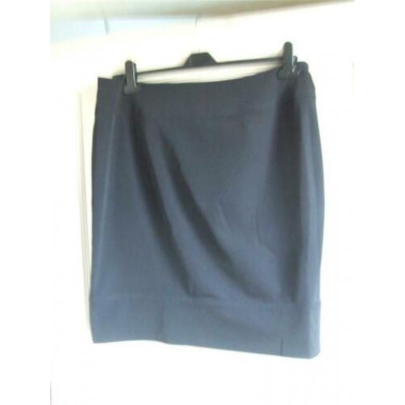 Airfield zgan zwarte rok met stoere rits maat 44