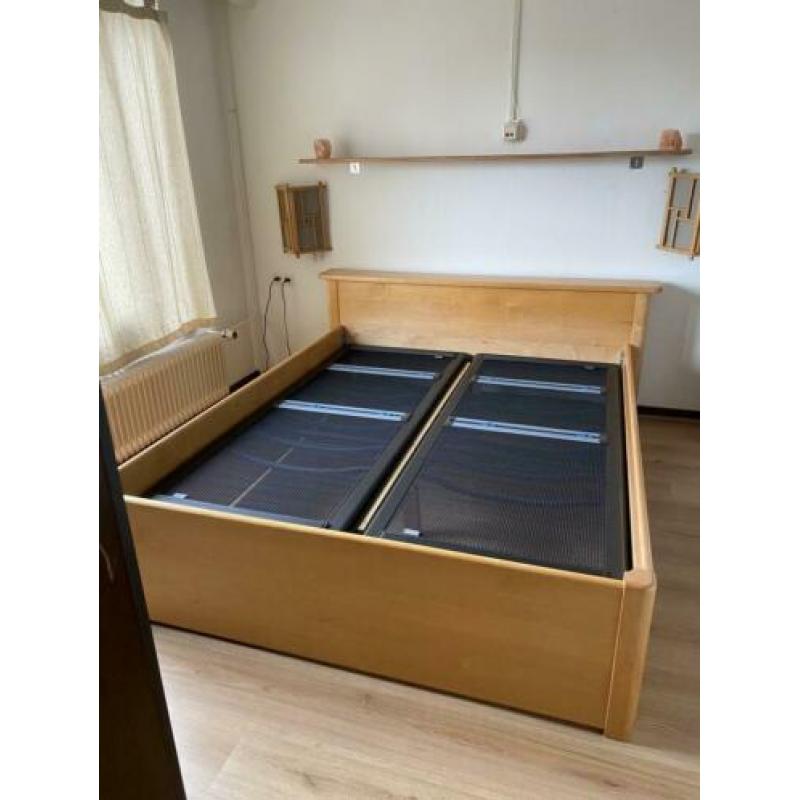 Elektrisch bed 2 persoons van Auping