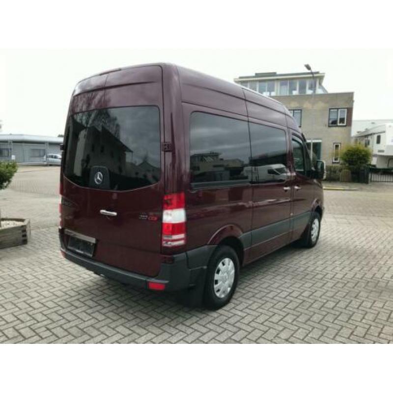 Mercedes-Benz Sprinter 213 rolstoelbus automaat rolstoel voo