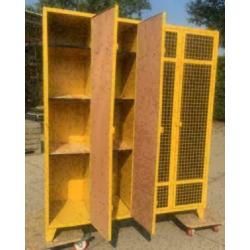 lockerkast / kast metalen / industrieel / oude kast /gepimpt