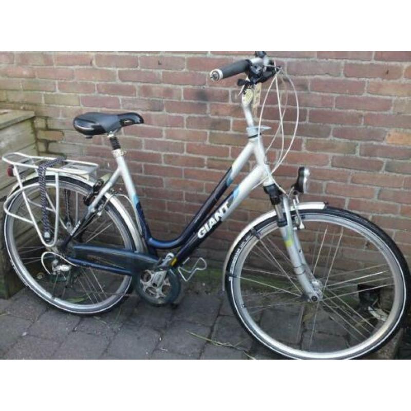 Partij 10 Mooie fietsen Gazelle-Sparta-Giant etc rijklaar!