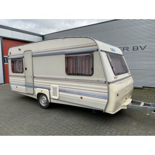Nette Wilk De Luxe 450 met voortent RONDZIT + VASTBED