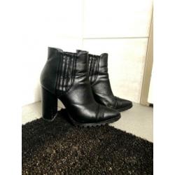 Schoenen met hak