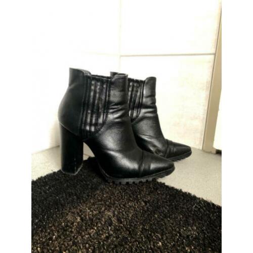 Schoenen met hak