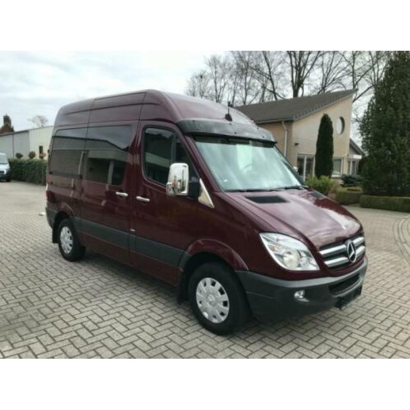 Mercedes-Benz Sprinter 213 rolstoelbus automaat rolstoel voo