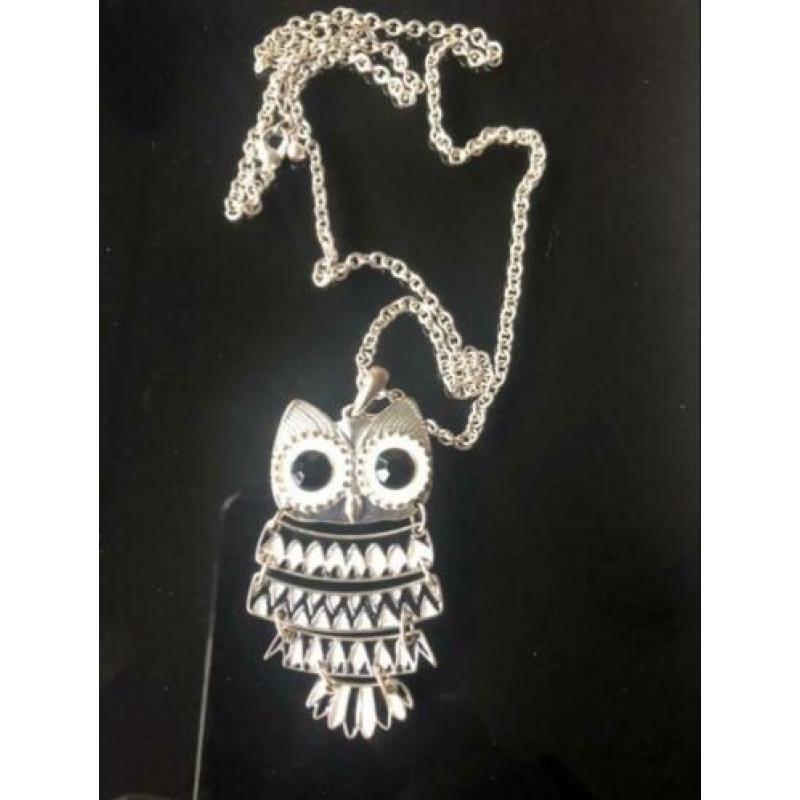 Mooi ketting. Goed als nieuw.