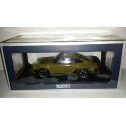 Norev 1:18 Porsche 911 Turbo 3.3L 1977 olijfgroen nieuw