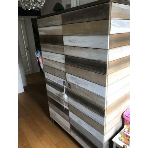 Steigerhout look (kinder)kledingkast
