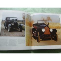 Auto's uit de jaren 1886 tot 1930 (27x30 cm)