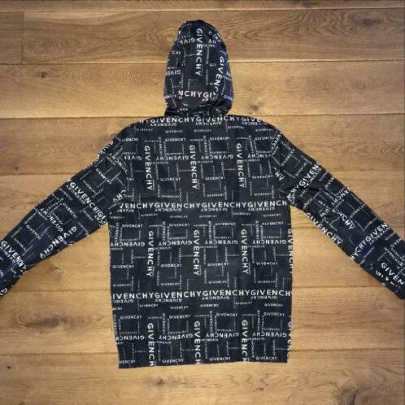 Givenchy Zomerjas