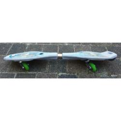 Waveboard 82 cm breed gebruikt en doet het nog prima