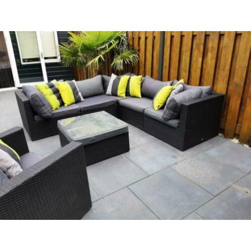 zeer groot wicker loungeset met opbergzak