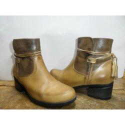 Leuke bruine laarsjes Wolky 38