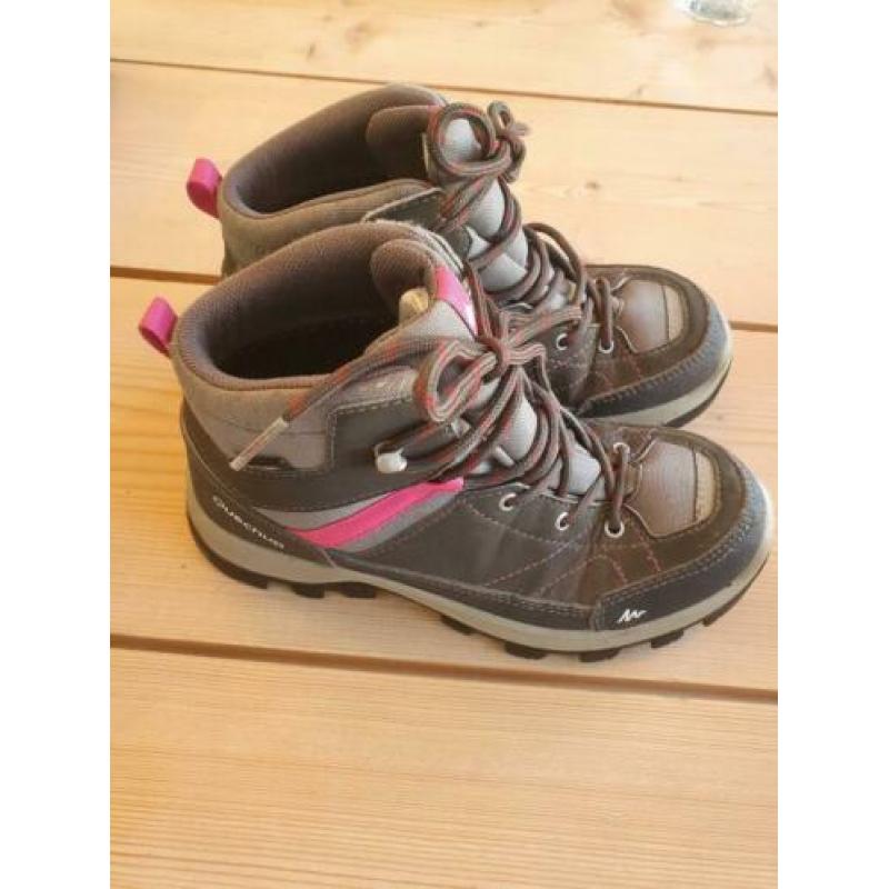 Berg-/wandelschoenen maat 34