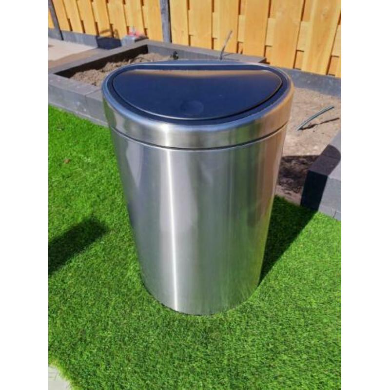 Brabantia prullenbak zo goed als nieuw