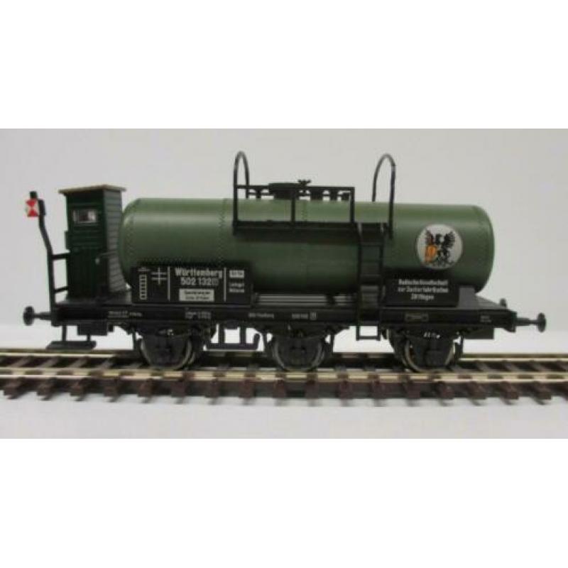 Liliput L2354482-L235485 3 asser tankwagons .