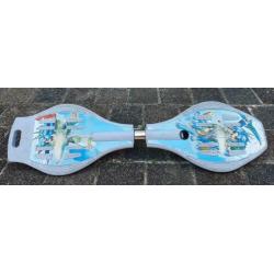 Waveboard 82 cm breed gebruikt en doet het nog prima