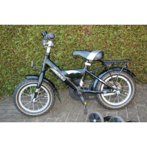 Nette jongensfiets 12 inch, Popal, zwart, met zijwieltjes
