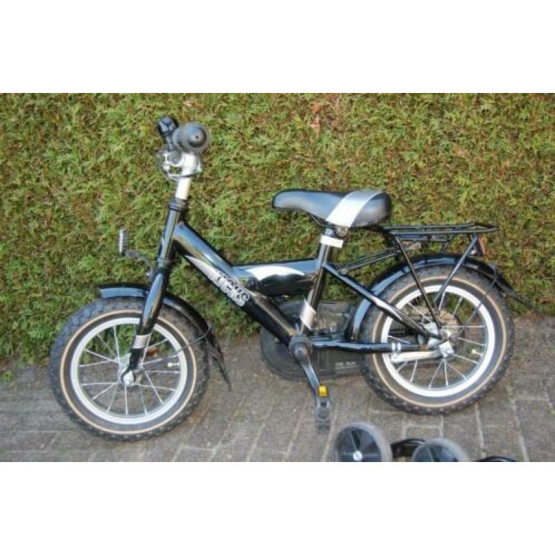 Nette jongensfiets 12 inch, Popal, zwart, met zijwieltjes