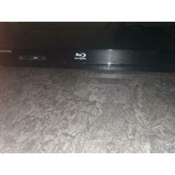 "BLU-RAY SPELER Samsung met 12 films".