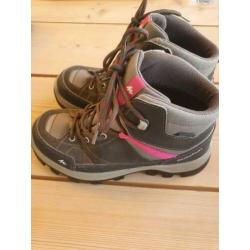 Berg-/wandelschoenen maat 34
