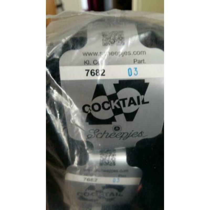 Pak cocktail (16 kleuren )nieuw. 1 pak is 10 bollen.