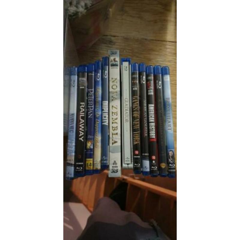 "BLU-RAY SPELER Samsung met 12 films".