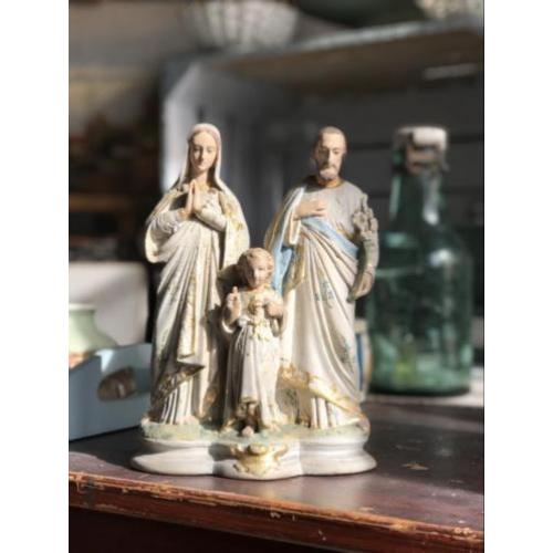 Religieus beeld maria jezus kerst antiek steen kruis goud